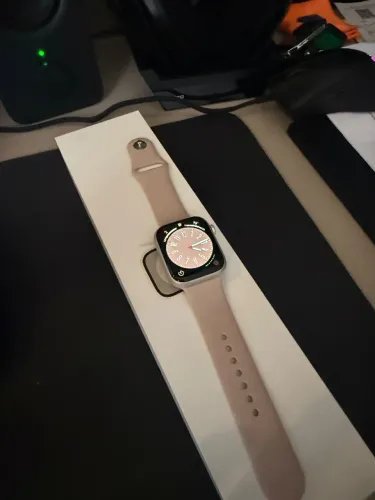 Apple Watch rose series 8 45mm com caixa