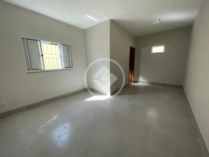 Casa no bairro Jockey Club com 3 quartos sendo 1 suíte, área com churrasqueira. codigo: 12