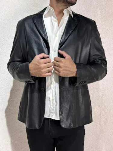 Casaco em couro legitimo original Empório Armani 