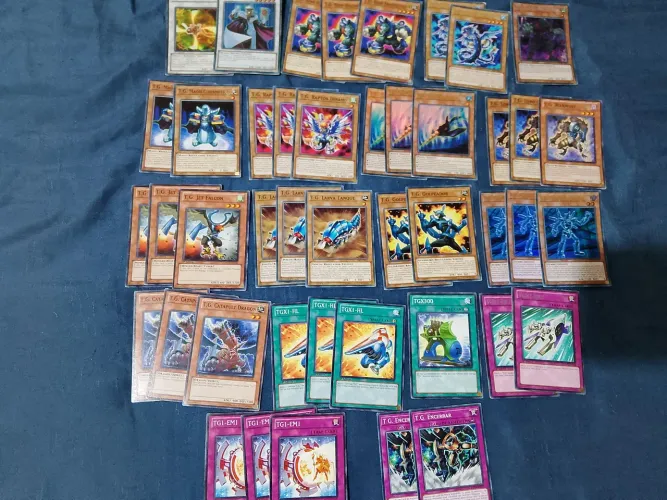 Yugioh!! Deck T.g. Com 44 Cartas