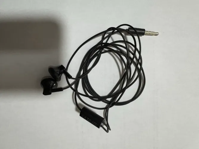 Fone de ouvido LG