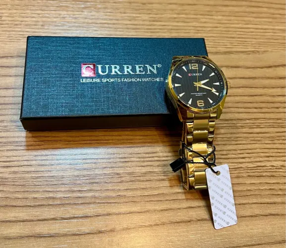 Relógio Masculino Curren 8434 - Luxo com Bisel Dourado e Fundo Preto