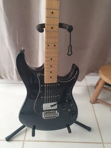 Guitarra Tagima Stella