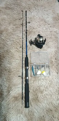 Kit de pesca vara e molinete 
