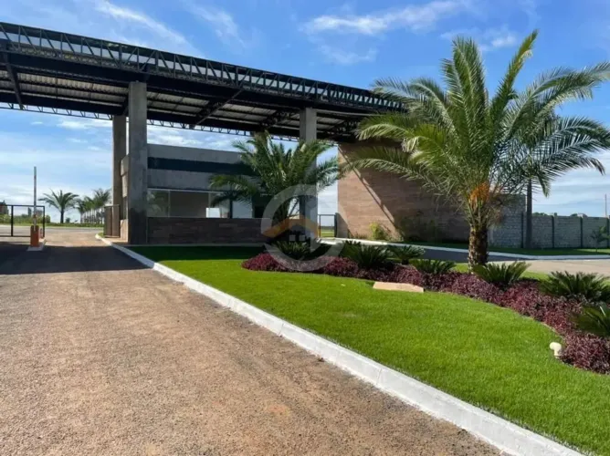 Lote a venda em condomínio de chácaras Reserva das Aroeiras - GO 020