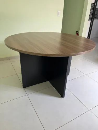 Mesa de Reunião