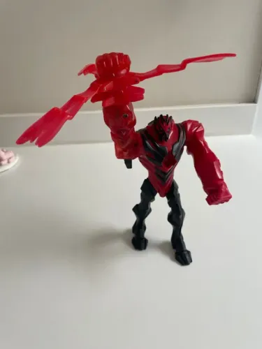 Boneco Ben 10