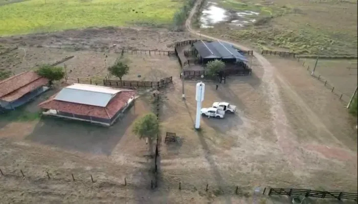 vendo fazenda 133 hac Santo Antonio do Leverger