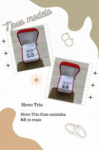 Trio de alianças de compromisso com caixa