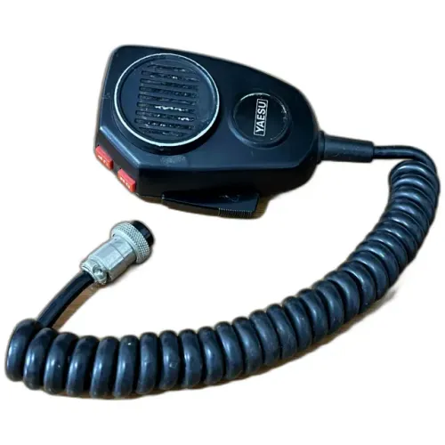 Microfone Yaesu YE-17 de rádios antigos dinâmico de 600 ohms funcionando