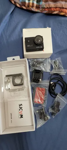 Câmara SJCAM 4000 wifi nova, pouco uso.