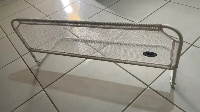 Grade de proteção para cama