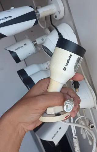 Camera IP INTELBRAS 