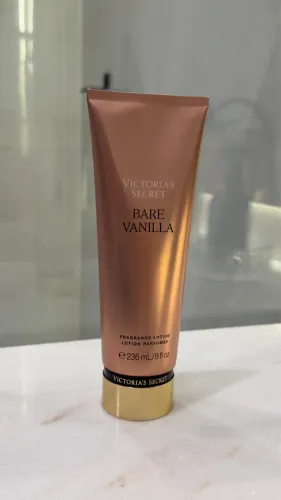 Hidratante corporal BARE VANILLA - VICTORIA'S SECRET