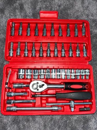 Kit de Chaves 46 Peças com Maleta - Novo