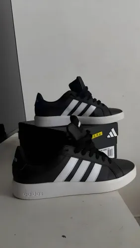 Tênis Adidas Grand Curt 3.0