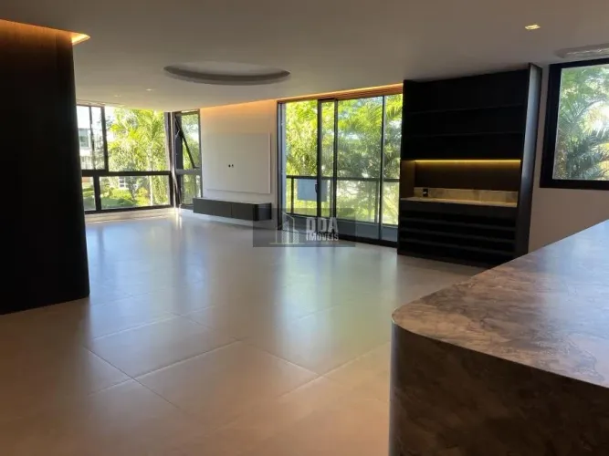 Apartamento novo à venda em Jurerê Internacional