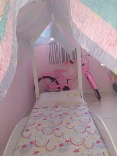 Cama Infantil Montessoriana Branca da Móveis Peroba