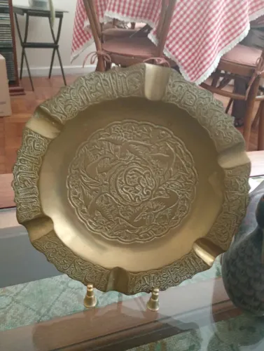 Cinzeiro de bronze vintage importado com tripé