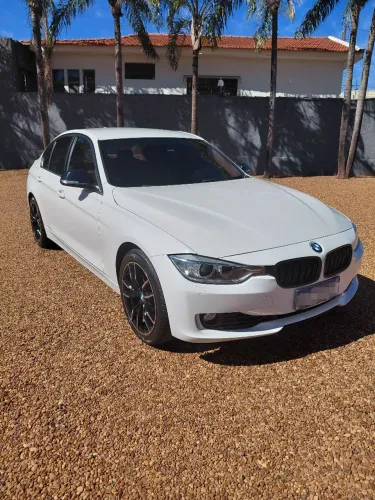 BMW 320I A 2.0 Turbo/activeflex 16V 184cv 4P 2014