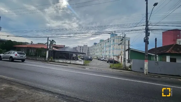 Terreno Comercial e residencial à venda na Praia Comprida