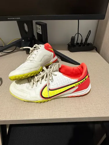 CHUTEIRA NIKE TIEMPO LEGEND 9 PRO 2021