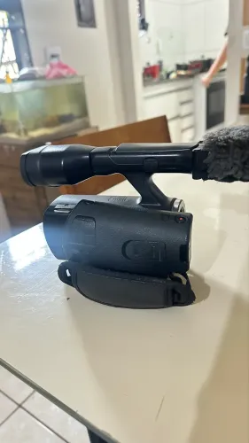 Câmera Sony Handycam NEX-VG20,encaixe de lente E-mount