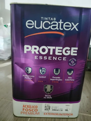 Vendo 3 lats de tinta sendo 1 branca e 2 na cor cinza elefante