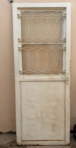 Porta com fechadura