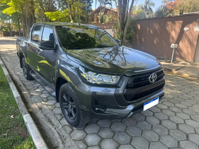 Toyota Hilux CD SR 4X4 2.8 TDI Diesel Aut. 2022