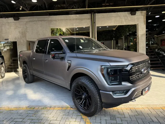 Ford F-150 Platinum 4X4 5.0 V8 2023