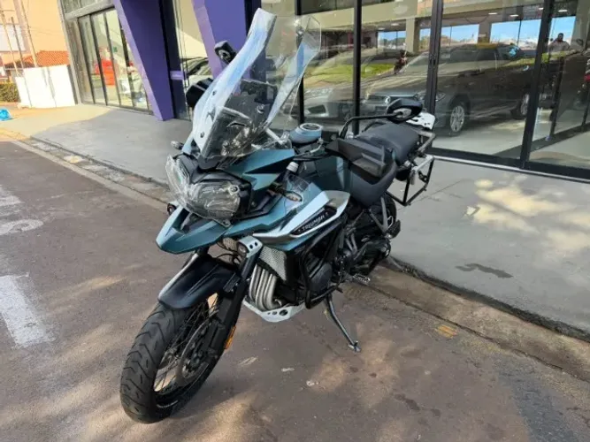 TRIUMPH TIGER 1200 XCA