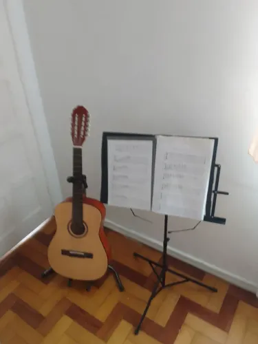Aulas de viola caipira. Toque sua primeira música.