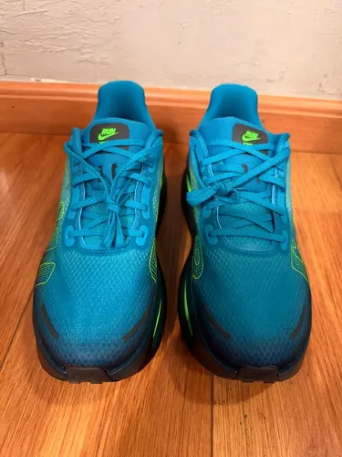 Nike Vomero Premium