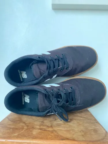 Tênis New balance semi novo tam 41