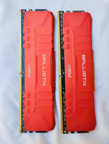 Memória DDR4 Ballistix Crucial 16GB
