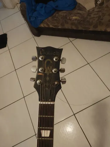 Vendo ou troco guitarra