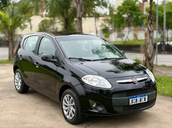 Fiat Palio Essence 1.6 Flex 16V 5P 2015