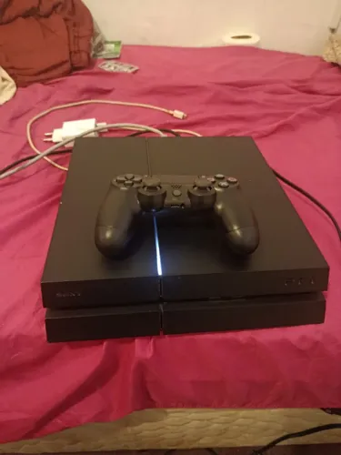 PS 4 fat + 7 jogos e 2 controle