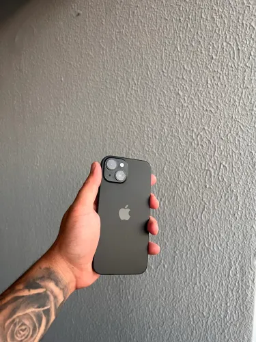iPhone 15 128 GB preto, 90% bateria - Ótimo custo e benefício. 