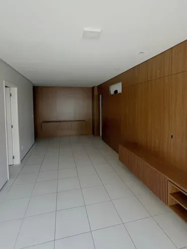 Imóvel para aluguel tem 103 metros quadrados com 3 quartos em Jóquei - Teresina - PI