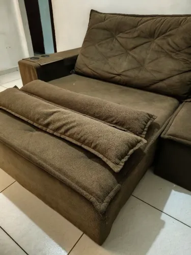 Sofá retrátil de 2.90 bem conservado