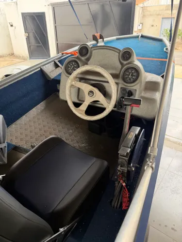 Vendo ou troco por algo do meu interesse