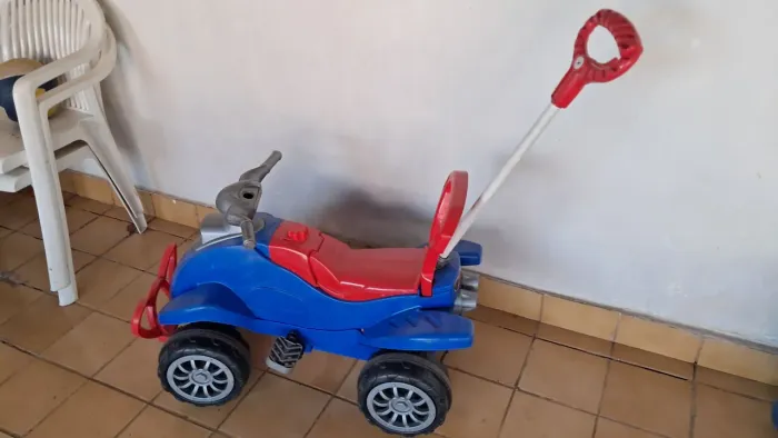 Bicicleta e triciclo infantil