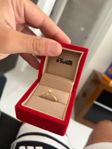 Anel Solitário de Ouro 10K