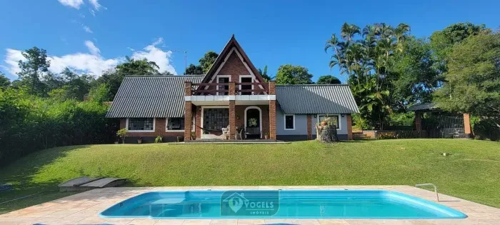 CHÁCARA À VENDA NO BOM JARDIM EM JAGUARIÚNA/SP COM 4 QUARTOS E PISCINA