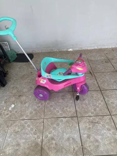Motoca infantil menina