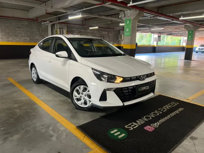 Hyundai HB20S Comfort Plus 1.0 Flex 12V Mec. 2025