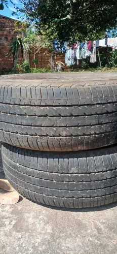Pneus bridgestone 265/60r18