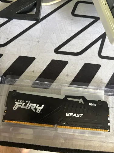 Memória RAM DDR5 16gb 5200mhz Kingston RGB